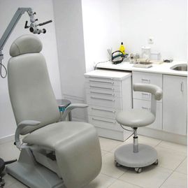 Clínica O.R.L. Doctor Jesús Alonso Alonso silla odontológica